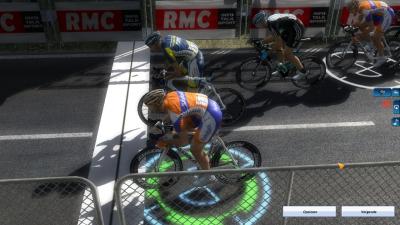 Close sprint for yellow jersey